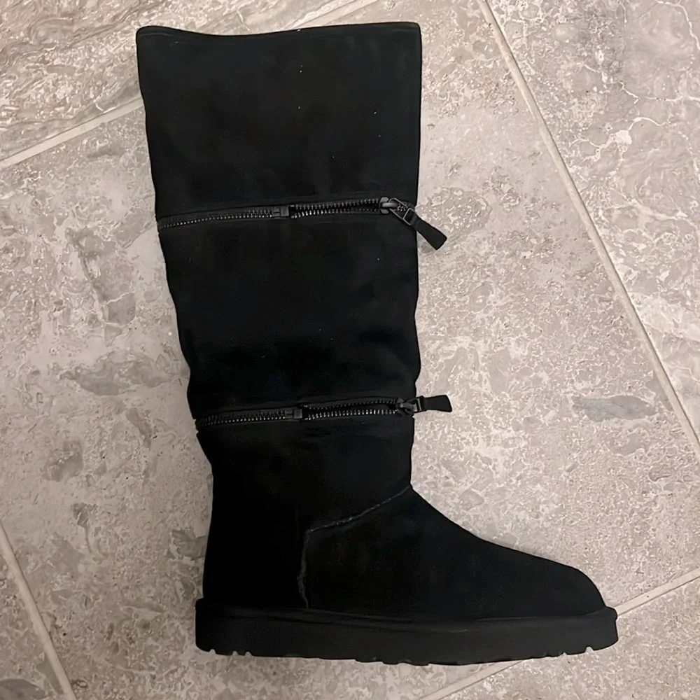 UGG Classic Ultra Convertible Tall Boots in Black, Size EU37 US6 New in Box